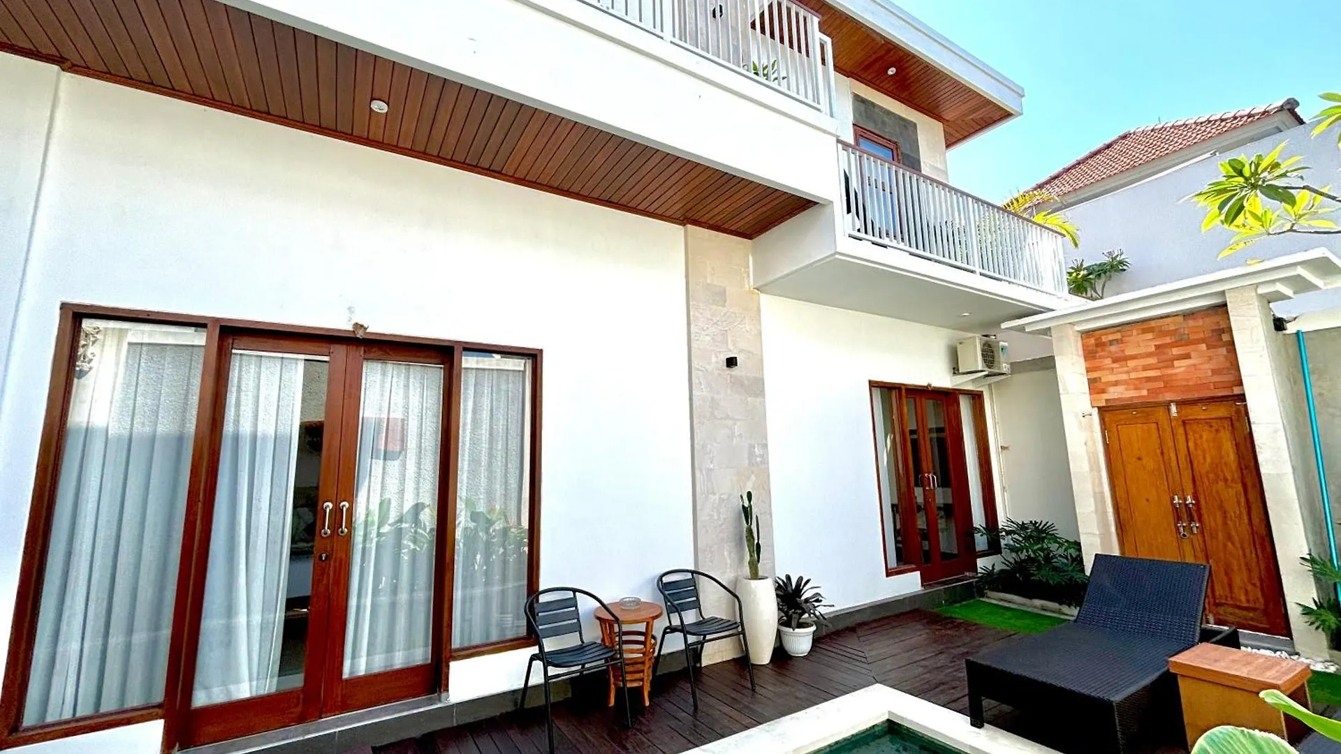 Surya Mesari Villa Seminyak  Indonesia