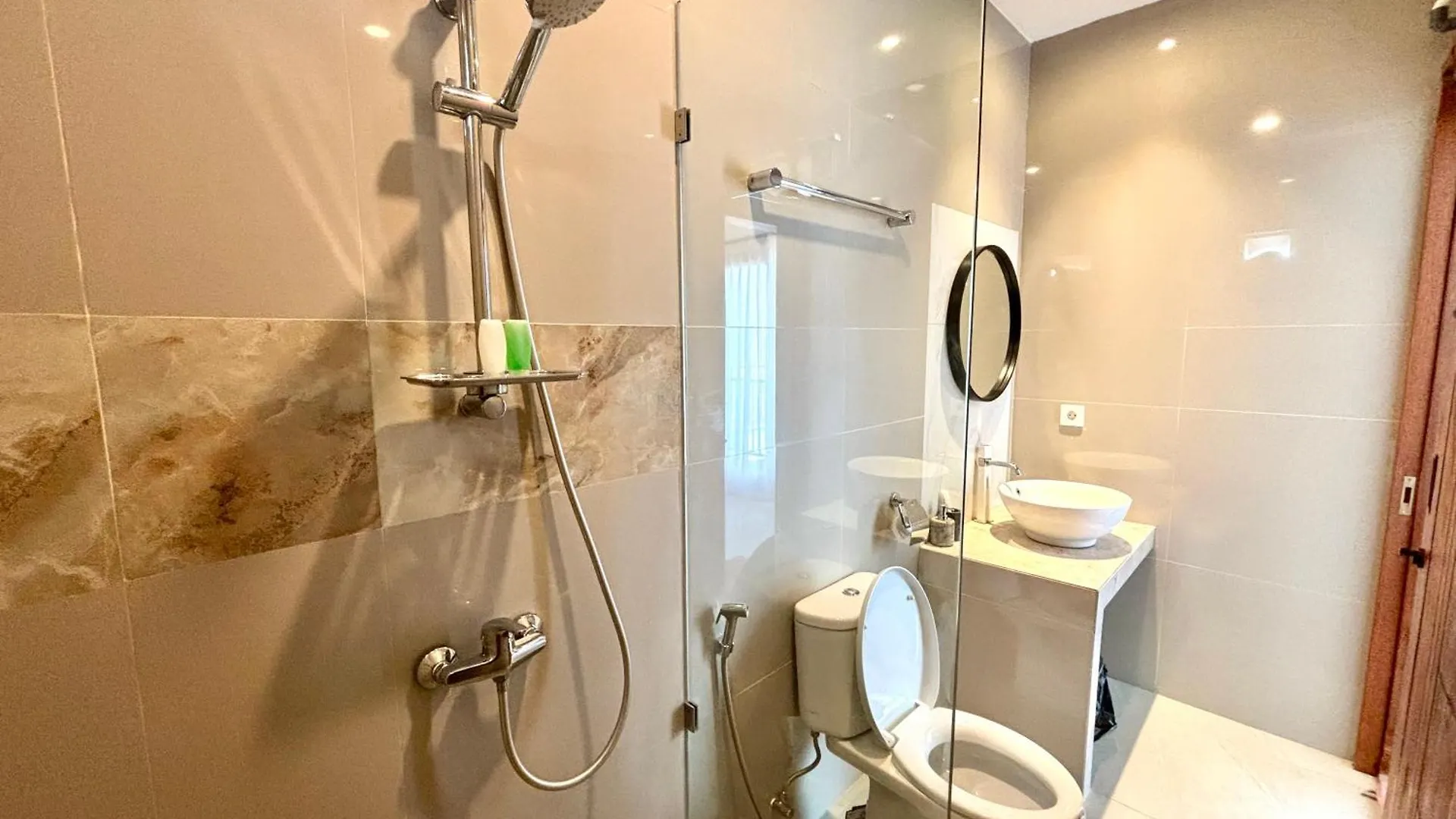 Surya Mesari Villa Seminyak  Bed & Breakfast