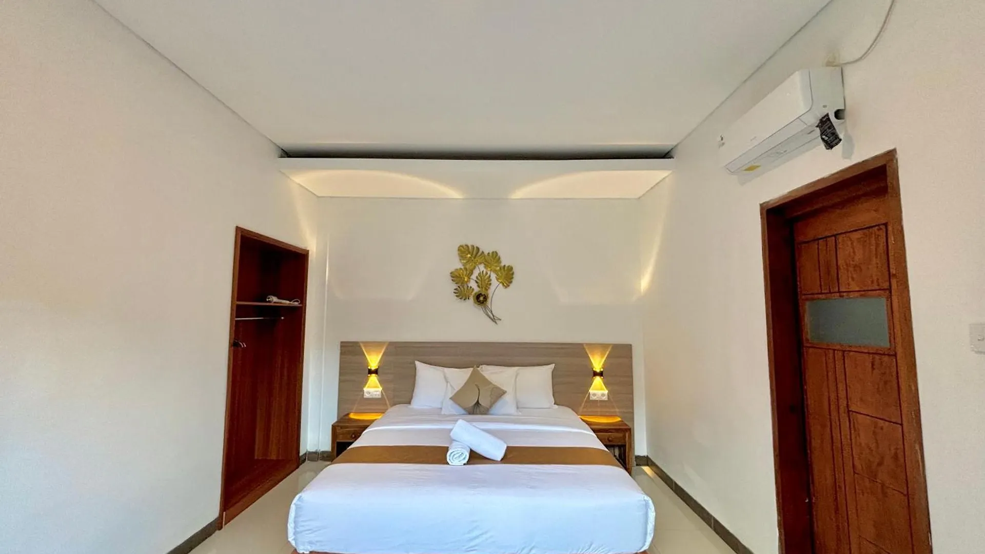 Surya Mesari Villa Seminyak  Bed & Breakfast