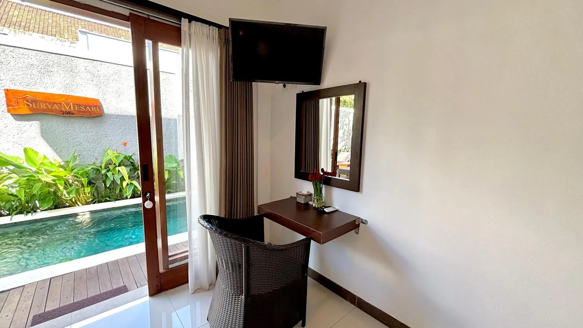 Bed & Breakfast Surya Mesari Villa Seminyak