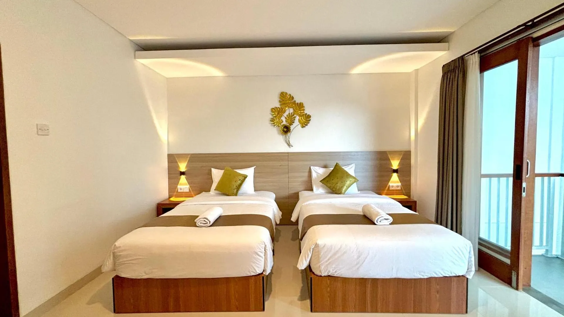 Bed & Breakfast Surya Mesari Villa Seminyak